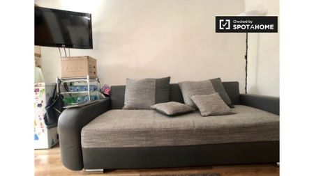 Large room in shared apartment in Stoneybatter, Dublin - Photo 3