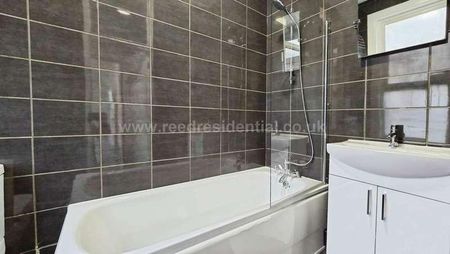 Albion Road, Westcliff On Sea, SS0 - Photo 2