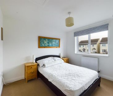 3 bedroom terraced house to rent - Photo 5