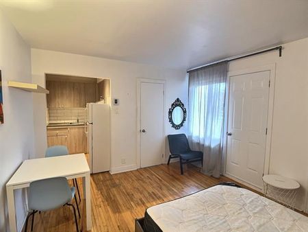 1820 Boul. Rosemont - Photo 2