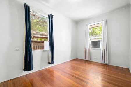 Family Home in Prime Werribee Location - Photo 3