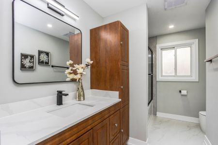 For Lease - 92 LILLIAN Crescent Unit# Main Floor, Barrie, Ontario - Photo 3