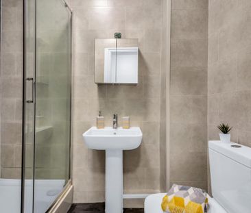 169a Cardigan Road Leeds - LS6 1QL - Photo 2