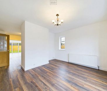 2 bedroom bungalow to rent - Photo 3