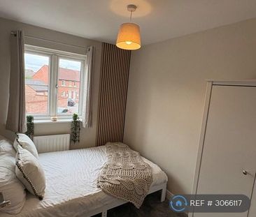 1 bedroom in a house share to rent - Photo 2