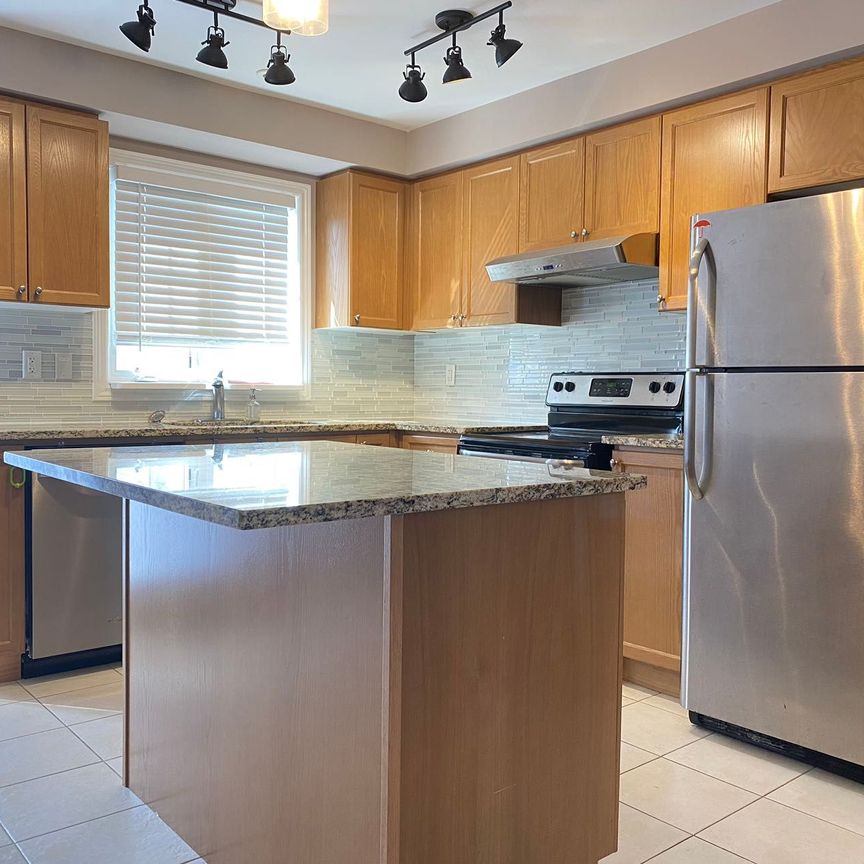 For Lease - 9996 Mccowan Road, Markham, Ontario - Photo 1