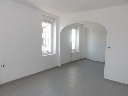 Location Appartement 2 pièces 43m² LE CREUSOT 71200 - Photo 5