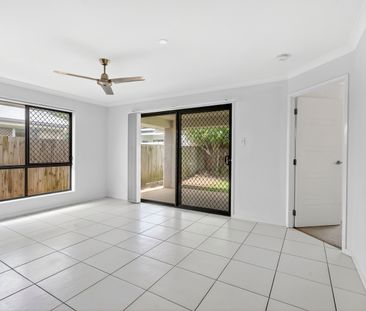 5 Rosewood Street, Caboolture South QLD 4510 - House For Rent | Domain - Photo 2