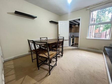 2 bedroom terraced house to rent - Photo 2