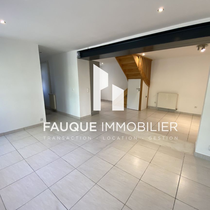 Location Maison 7 pièces 125m² CHABEUIL 26120 - Photo 1