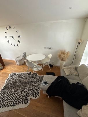 2 Bed Semi-Detached House, Lordship Lane, N22 - Photo 1