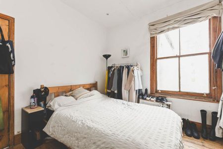 3 bedroom flat to rent - Photo 5