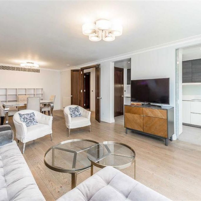 3 bedroom flat to rent - Photo 1