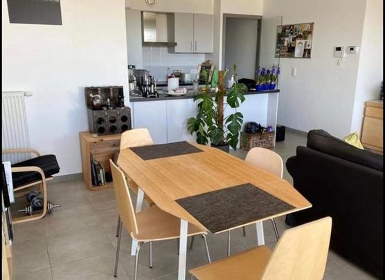 Appartement te huur - Photo 1