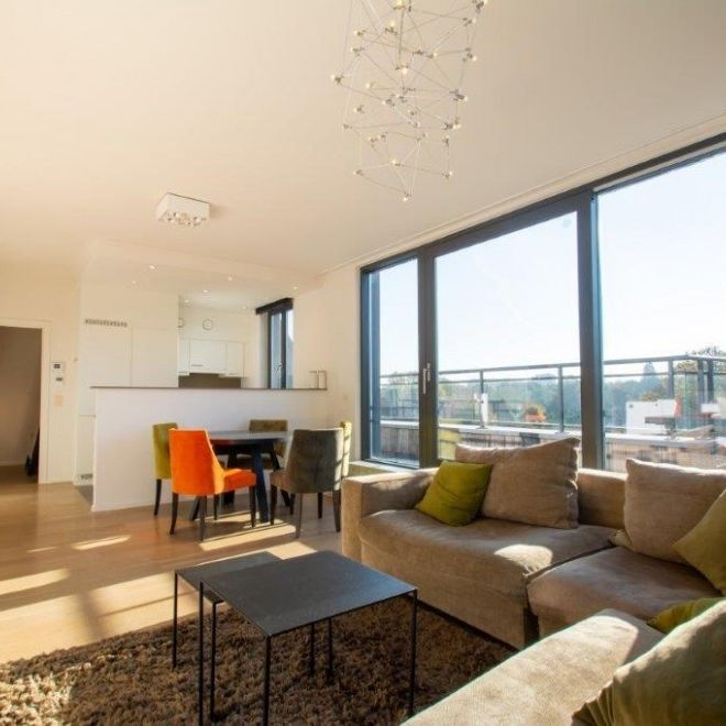 IXELLES : APPARTEMENT MEUBLE 2 CHAMBRES + TERRASSE - Bruxelles 1 - Foto 1