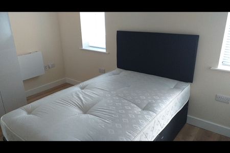 2 Bed Maisonette, Chalk Court, NG9 - Photo 4