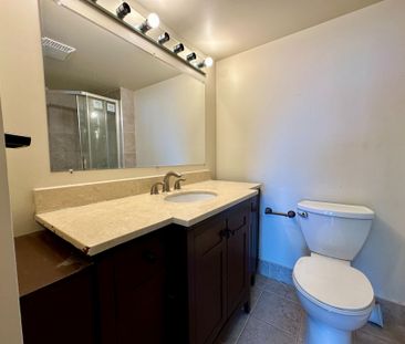 For Lease - 2760 Carousel Crescent Unit# 1508, Blossom Park - Airpo... - Photo 6