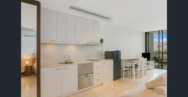 LUXURY STUDIO APARTMENT IN SANTAI - Photo 1