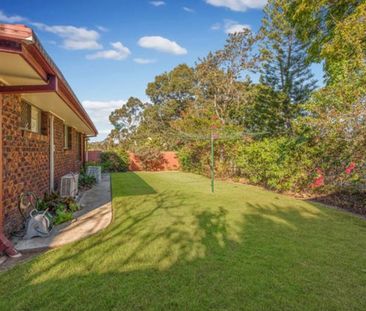 23 Kenora Street Mansfield QLD 4122 - Photo 4