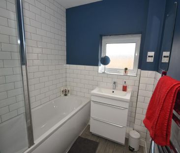 4 bedroom townhouse to rent - Photo 4