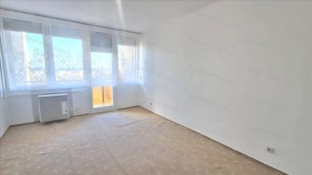 Kiadó jó állapotú lakás - Szolnok - Fotó 5