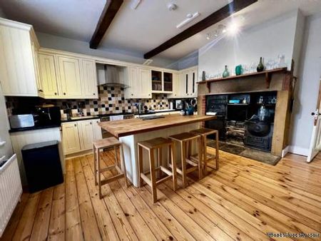 5 bedroom property to rent in Hexham - Photo 4