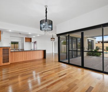 8 Houston Blvd - Photo 1