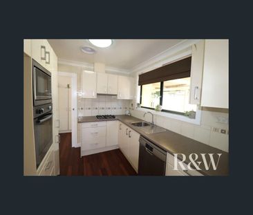 FAMILY HOME WITH TEENAGE RETREAT - Photo 3