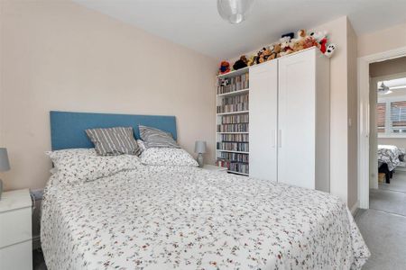 2 bedroom terraced house to rent - Photo 5