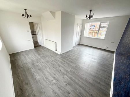 3 bedroom end of terrace house to rent - Photo 5