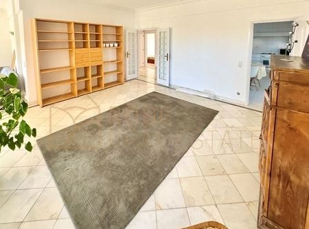 Cascais e Estoril, Lisbon - Photo 3