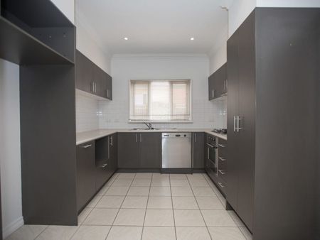 SPACIOUS UNIT CLOSE TO TOWN - Photo 5
