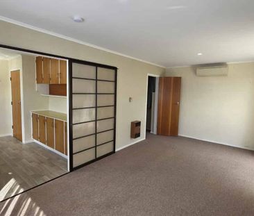 City Centre - 1 Bedroom - Photo 5