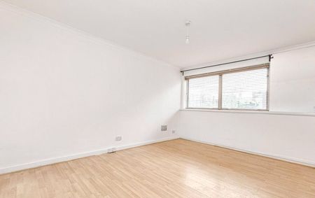 St Mary Le Park Court, Battersea - Photo 3