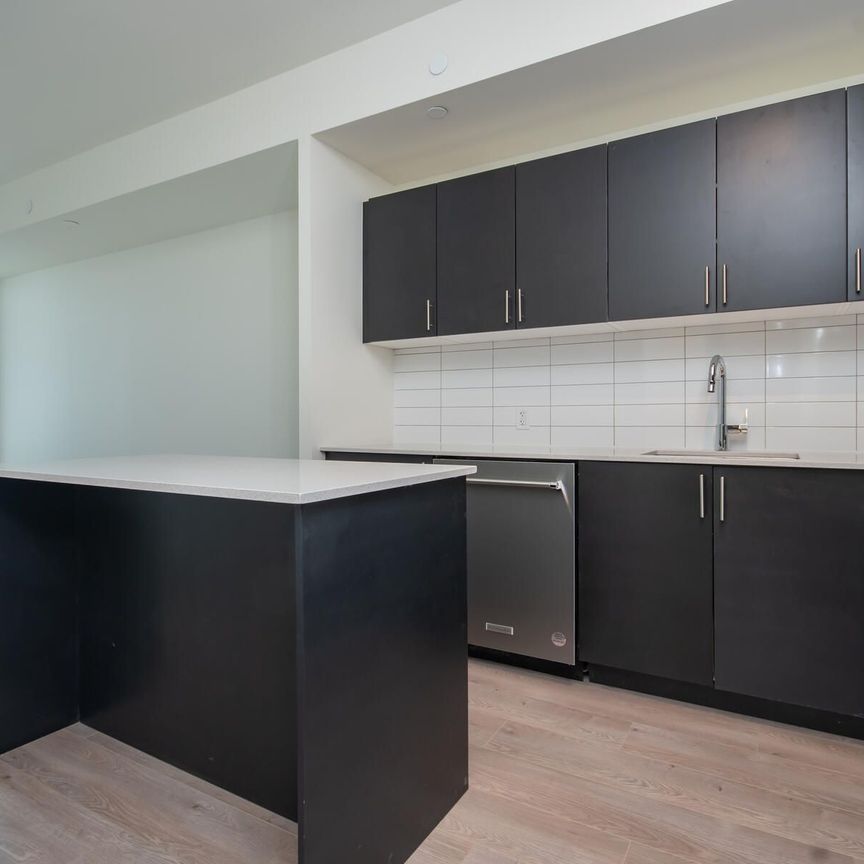 For Lease - 9000 Jane Street Unit# 919, Vaughan, Ontario - Photo 1
