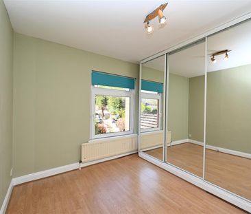 75 Newtownbreda Road, Belfast, BT8 7BS - Photo 3
