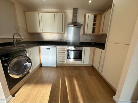 2 bedroom apartment to rent - Photo 2