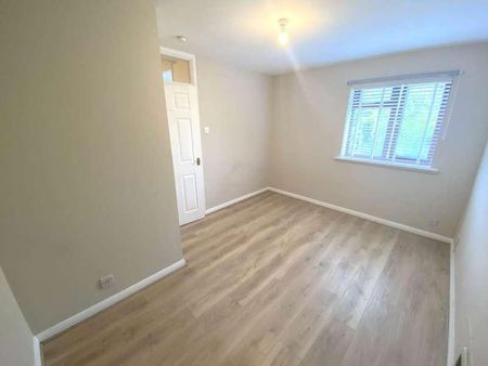 Kelly Court, Borehamwood, WD6 - Photo 4