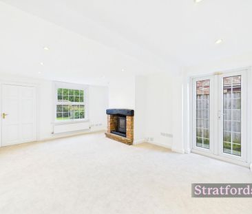 4 bedroom detached house to rent - Photo 1