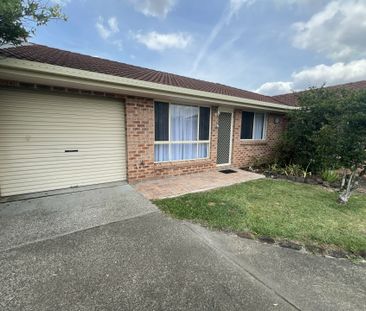 Modern 2 Bedroom Unit - Photo 5