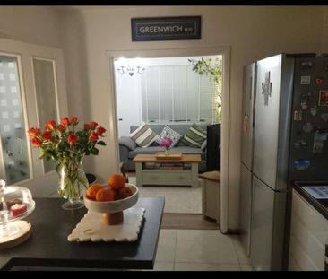 Room in a Shared House, Armitage Road, SE10 - Photo 4