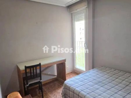 Piso en alquiler en Jaén Capital - Photo 3