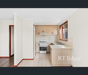 1/7 Holly Street, Preston, Vic 3072 - Photo 6