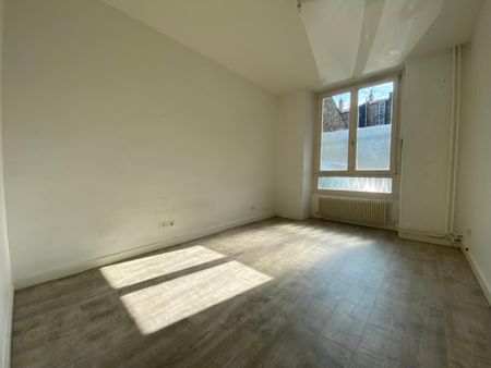 : Appartement 59.28 m² à SAINT-ETIENNE - Photo 2