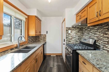 For Lease - 61 Delaware Street Unit# Upper, Middlesex Centre, Ontario - Photo 3