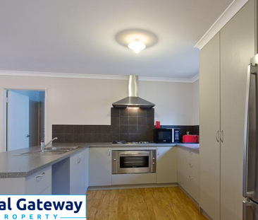 63 Prosperity Loop, AUBIN GROVE WA 6164 - Photo 5