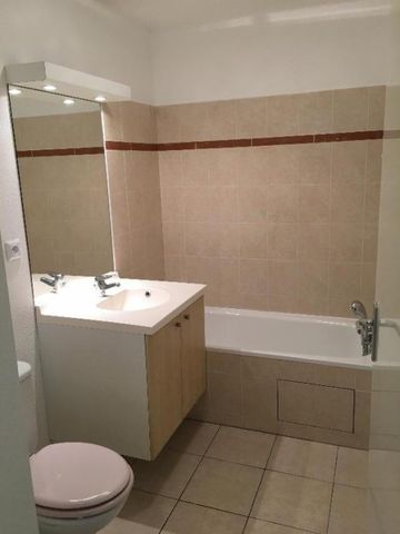 Location Appartement 1 pièce 24m² CARQUEFOU 44470 - Photo 3