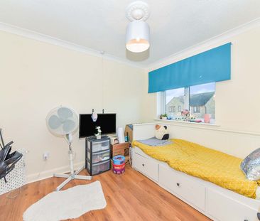 4 bedroom house to rent Foxfield Way, Oakham, LE15 - Photo 2