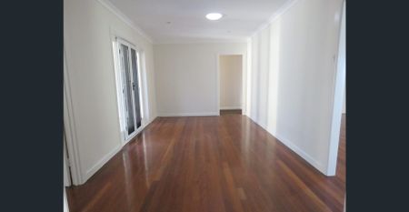 27 Orontes Road, Yeronga, Qld 4104 - Photo 3