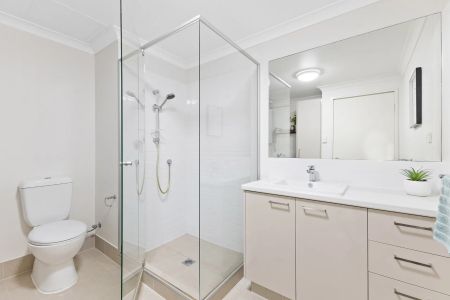 Stylish One Bedroom Apartment in a Prime Location - Photo 5